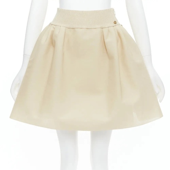 Chanel Classic skirt - Picture 1 of 8